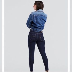 Levi’s High Rise Skinny Jean